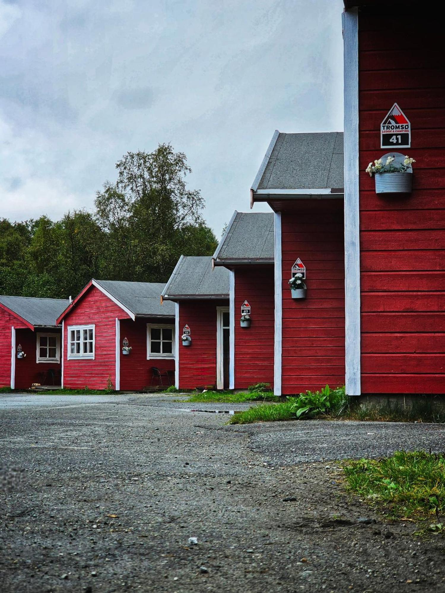 Tromso Lodge & Camping ภายนอก รูปภาพ